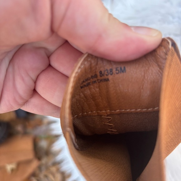 Chinese Laundry Stylish Tan Ankle Boots for Women Size 8 - Picture 2 of 6